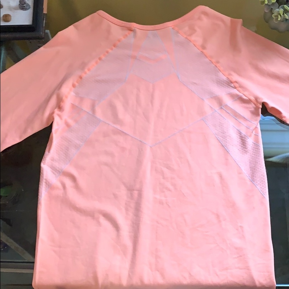 Athletic shirt